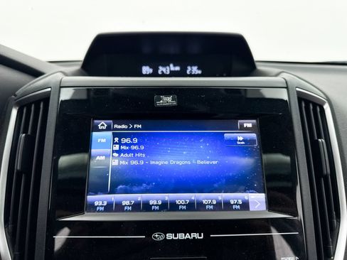 Used 2018 Subaru Crosstrek 2.0i Premium AWD/4WD image 16