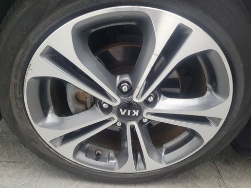 Used 2016 Kia Forte EX image 31