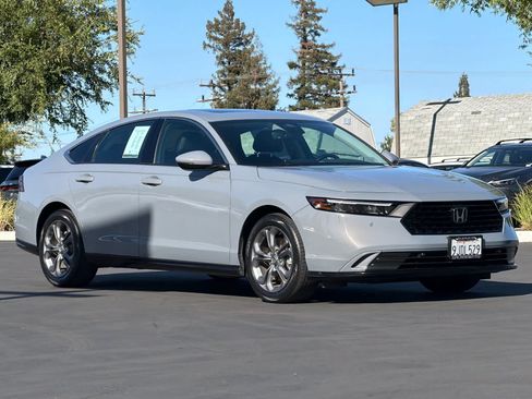 Used 2023 Honda Accord EX-L image 5