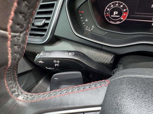 Used 2018 Audi SQ5 Prestige w/ Prestige Package AWD/4WD image 24