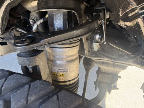 Used 2021 RAM 1500 Limited AWD/4WD image 14