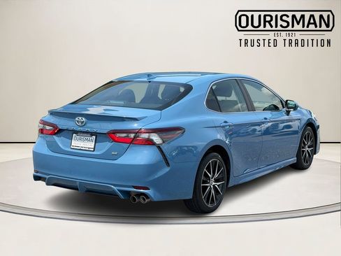 Used 2023 Toyota Camry SE FWD image 7