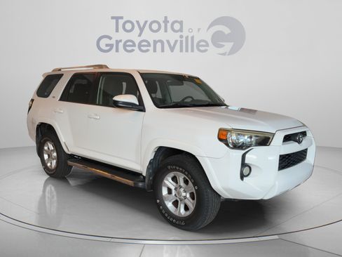 Used 2014 Toyota 4Runner SR5 RWD image 8