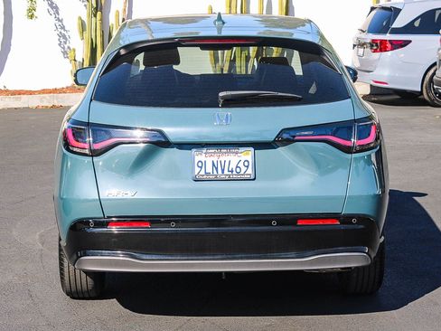 Used 2024 Honda HR-V EX-L image 8