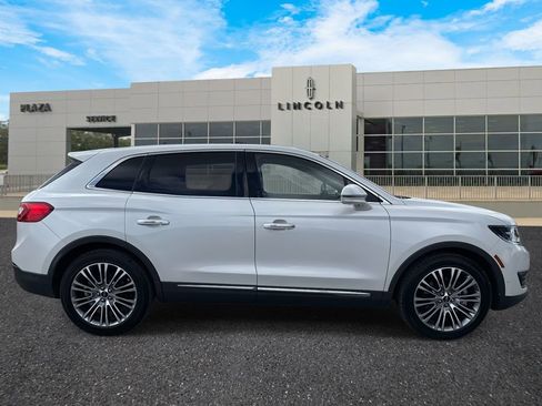 Used 2016 Lincoln MKX Reserve w/ Technology Package image 2