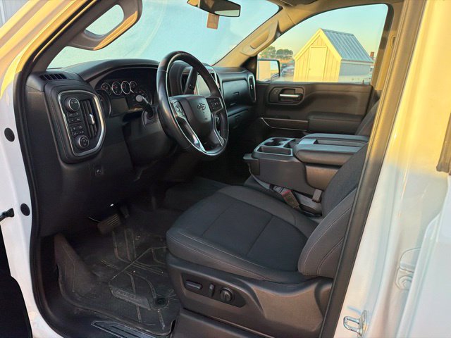 Used 2022 Chevrolet Silverado 1500 RST w/ Redline Edition AWD/4WD image 5