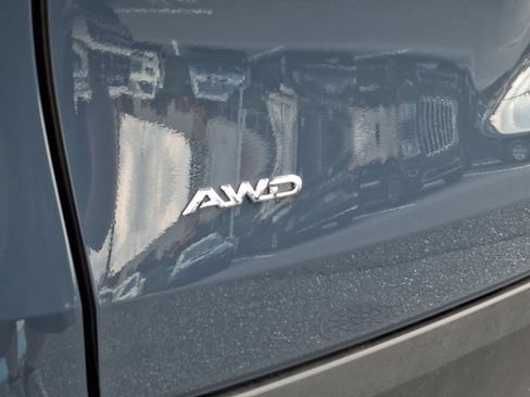 Used 2026 Toyota Grand Highlander AWD image 32