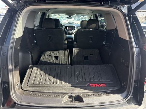 Used 2020 GMC Acadia SLE w/ Driver Convenience Package image 19