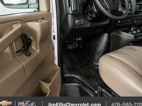 Certified 2025 Chevrolet Express 2500 w/ Driver Convenience Package RWD image 7