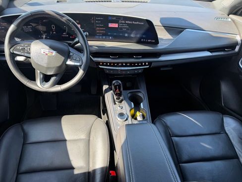 Used 2024 Cadillac XT4 Premium Luxury FWD image 21