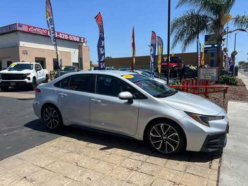 Used 2020 Toyota Corolla SE FWD image 9