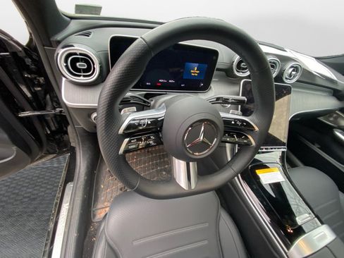 Used 2025 Mercedes-Benz C 300 4MATIC Sedan image 10