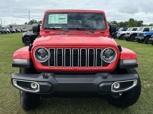 New 2026 Jeep Wrangler Unlimited Sahara w/ Safety Group AWD/4WD image 3
