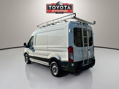 Used 2019 Ford Transit 250 130 Medium Roof RWD image 5