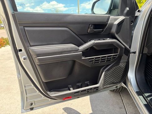 Used 2025 Toyota Tacoma SR RWD image 8