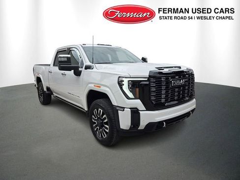 Used 2025 GMC Sierra 2500 Denali Ultimate image 1