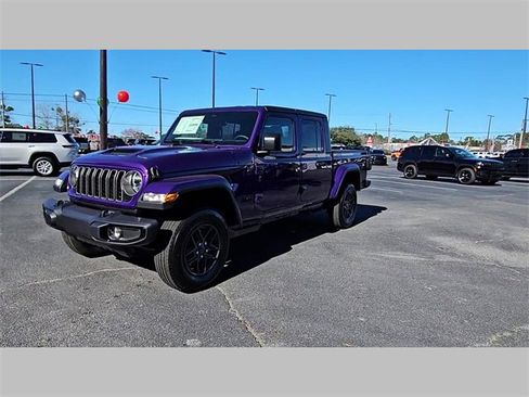 New 2026 Jeep Gladiator Sport image 21