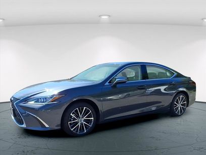 New 2025 Lexus ES 300h w/ Premium Package