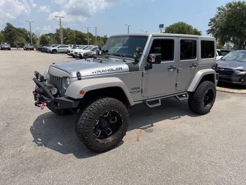 Used 2018 Jeep Wrangler Unlimited Sport S AWD/4WD image 11