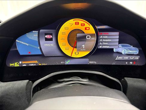 Used 2022 Ferrari Roma RWD image 23