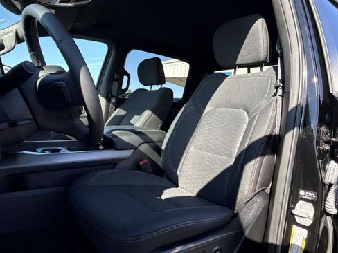 Used 2025 RAM 1500 Big Horn image 13
