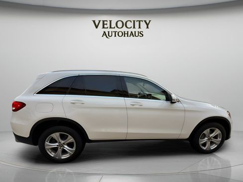 Used 2017 Mercedes-Benz GLC 300 image 8