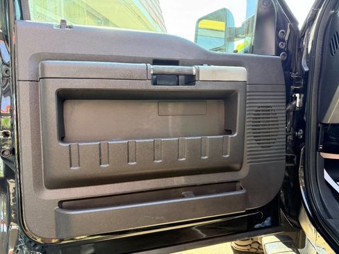 Used 2016 Ford F350 Lariat w/ Lariat Ultimate Package image 17