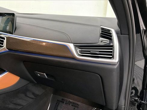Used 2022 BMW X5 xDrive45e w/ M Sport Package AWD/4WD image 20