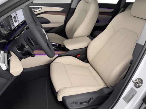 New 2026 Audi A6 Premium Plus AWD/4WD image 5