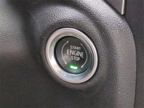 Certified 2020 Chevrolet Silverado 1500 RST w/ All-Star Edition image 35