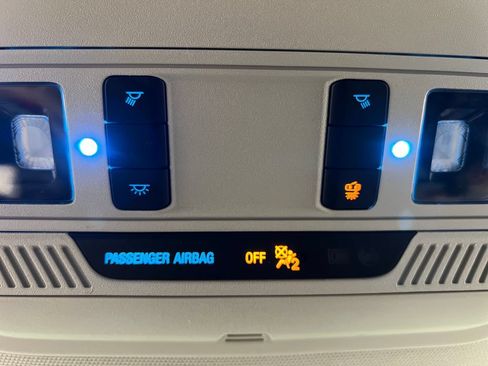 Used 2025 Ford Explorer Active RWD image 70