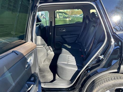 Certified 2023 Nissan Rogue Platinum w/ Platinum Premium Package image 30