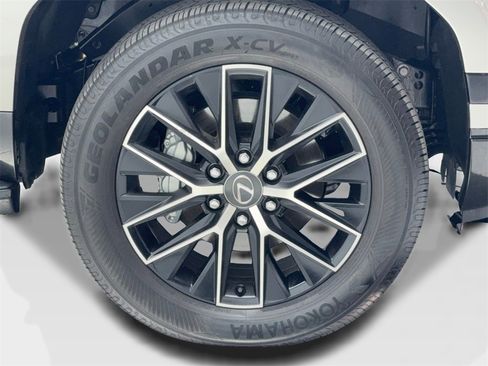 Used 2025 Lexus GX 550 image 54