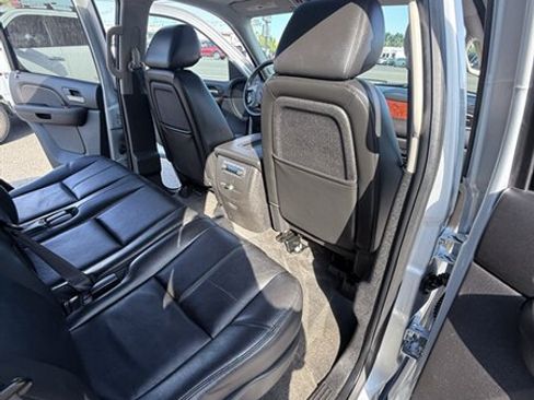 Used 2013 Chevrolet Tahoe LT w/ Luxury Package AWD/4WD image 31