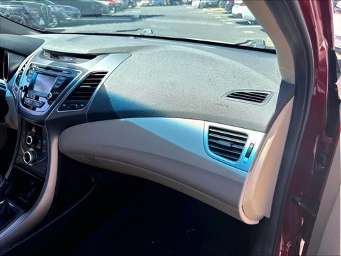 Used 2016 Hyundai Elantra SE w/ Option Group 02 FWD image 25