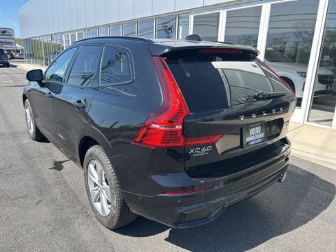 Used 2025 Volvo XC60 B5 Plus AWD/4WD image 3