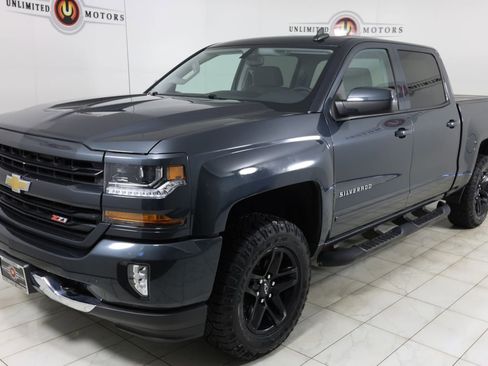 Used 2018 Chevrolet Silverado 1500 LT w/ All Star Edition AWD/4WD image 5