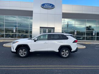 Used 2025 Toyota RAV4 XLE w/ Convenience Package video 1