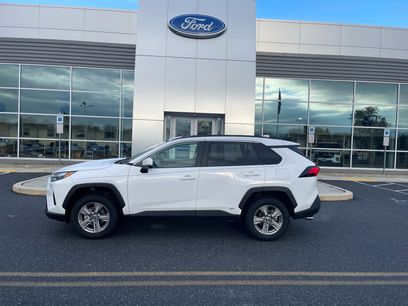 Used 2025 Toyota RAV4 XLE w/ Convenience Package