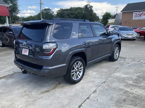 Used 2022 Toyota 4Runner TRD Sport image 3