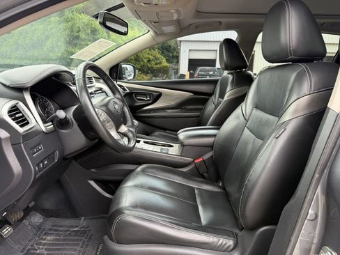 Used 2018 Nissan Murano SL w/ Moonroof Package AWD/4WD image 2