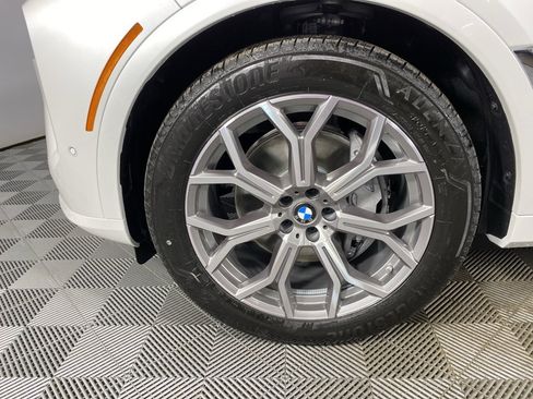 New 2026 BMW X7 xDrive40i image 5