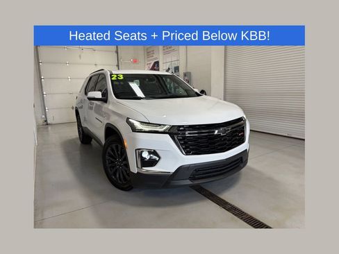 Used 2023 Chevrolet Traverse RS w/ LPO, Floor Liner Package FWD image 1