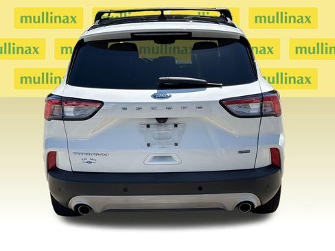 Used 2020 Ford Escape Titanium FWD image 31