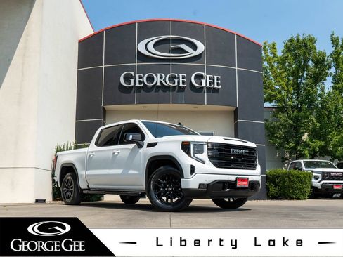 Used 2024 GMC Sierra 1500 Elevation w/ Elevation Premium Package AWD/4WD image 1
