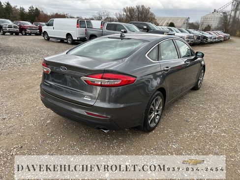 Used 2019 Ford Fusion SEL image 5