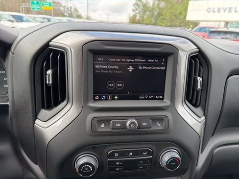 Used 2025 Chevrolet Silverado 1500 Custom image 22