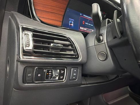 Certified 2023 Lincoln Navigator Reserve AWD/4WD image 35