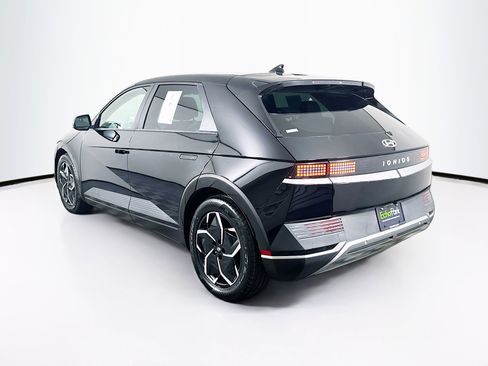 Used 2024 Hyundai Ioniq 5 SE image 5