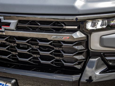 Used 2024 Chevrolet Silverado 1500 ZR2 AWD/4WD image 15